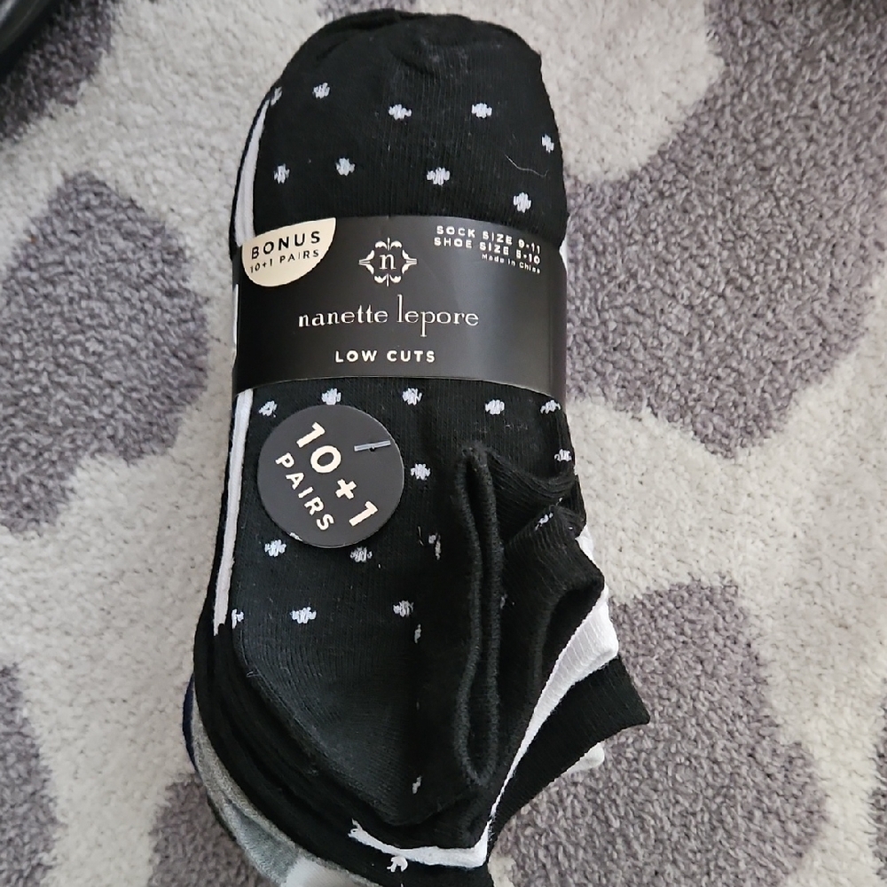 11 Pairs Nanette Lepore Black Low Cut Socks